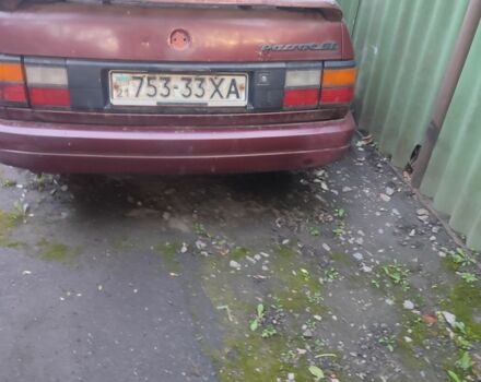 Красный Фольксваген Пассат, объемом двигателя 1.8 л и пробегом 313 тыс. км за 593 $, фото 1 на Automoto.ua