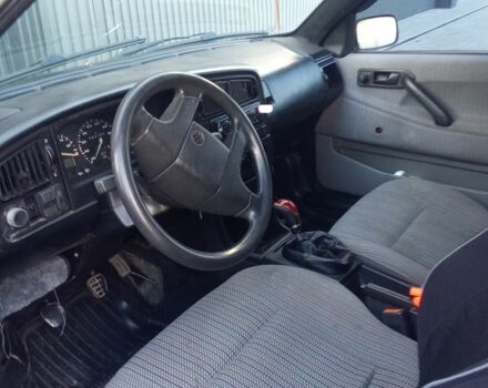 Красный Фольксваген Пассат, объемом двигателя 1.8 л и пробегом 463 тыс. км за 1200 $, фото 4 на Automoto.ua