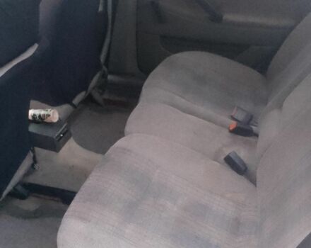 Красный Фольксваген Пассат, объемом двигателя 1.8 л и пробегом 530 тыс. км за 1500 $, фото 4 на Automoto.ua