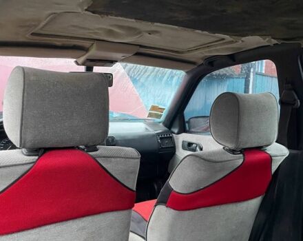 Красный Фольксваген Пассат, объемом двигателя 1.8 л и пробегом 400 тыс. км за 1418 $, фото 12 на Automoto.ua