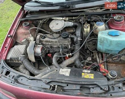 Красный Фольксваген Пассат, объемом двигателя 1.8 л и пробегом 400 тыс. км за 1414 $, фото 13 на Automoto.ua