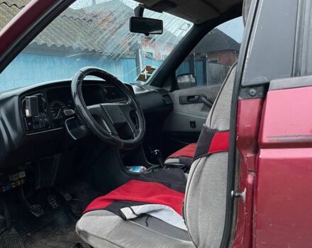 Красный Фольксваген Пассат, объемом двигателя 1.8 л и пробегом 400 тыс. км за 1418 $, фото 8 на Automoto.ua