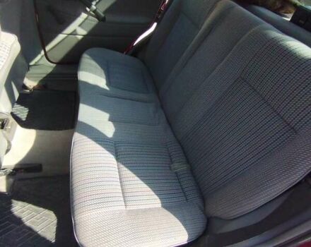 Червоний Фольксваген Пассат, об'ємом двигуна 1.8 л та пробігом 240 тис. км за 2220 $, фото 7 на Automoto.ua