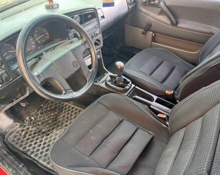 Красный Фольксваген Пассат, объемом двигателя 1.8 л и пробегом 215 тыс. км за 1350 $, фото 5 на Automoto.ua