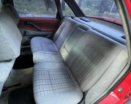 Красный Фольксваген Пассат, объемом двигателя 0 л и пробегом 567 тыс. км за 900 $, фото 5 на Automoto.ua