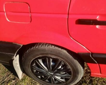 Красный Фольксваген Пассат, объемом двигателя 1.78 л и пробегом 350 тыс. км за 1600 $, фото 1 на Automoto.ua