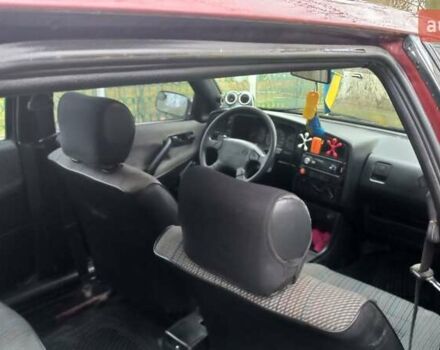 Красный Фольксваген Пассат, объемом двигателя 1.8 л и пробегом 526 тыс. км за 1450 $, фото 1 на Automoto.ua