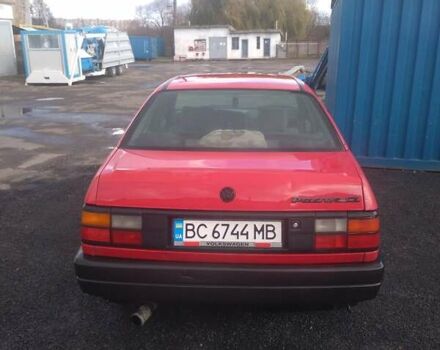 Червоний Фольксваген Пассат, об'ємом двигуна 1.78 л та пробігом 111 тис. км за 2100 $, фото 1 на Automoto.ua