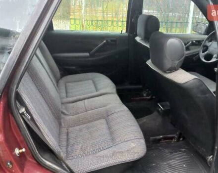 Красный Фольксваген Пассат, объемом двигателя 1.8 л и пробегом 526 тыс. км за 1450 $, фото 7 на Automoto.ua