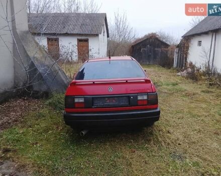 Красный Фольксваген Пассат, объемом двигателя 1.8 л и пробегом 640 тыс. км за 900 $, фото 10 на Automoto.ua