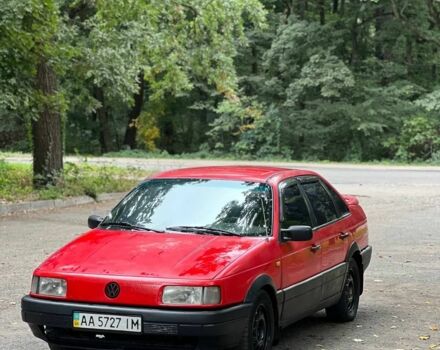 Красный Фольксваген Пассат, объемом двигателя 0 л и пробегом 567 тыс. км за 900 $, фото 3 на Automoto.ua