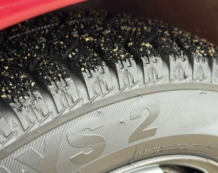 Красный Фольксваген Пассат, объемом двигателя 1.8 л и пробегом 1 тыс. км за 1650 $, фото 16 на Automoto.ua