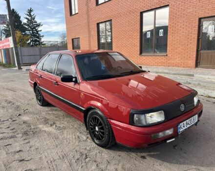 Красный Фольксваген Пассат, объемом двигателя 1.8 л и пробегом 215 тыс. км за 1350 $, фото 3 на Automoto.ua