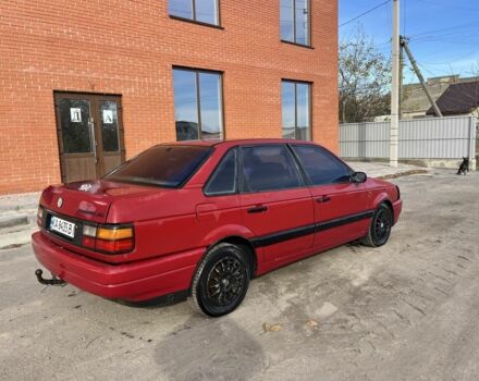 Красный Фольксваген Пассат, объемом двигателя 1.8 л и пробегом 215 тыс. км за 1350 $, фото 2 на Automoto.ua