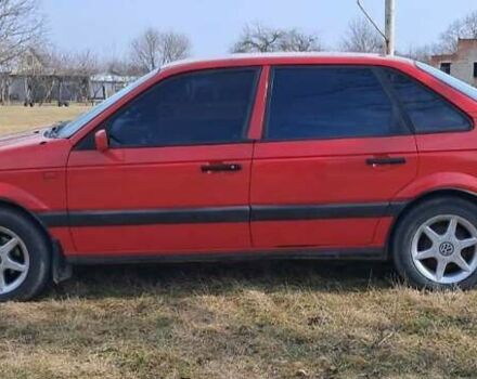 Красный Фольксваген Пассат, объемом двигателя 1.98 л и пробегом 380 тыс. км за 2500 $, фото 3 на Automoto.ua