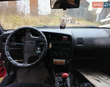 Красный Фольксваген Пассат, объемом двигателя 1.8 л и пробегом 640 тыс. км за 900 $, фото 5 на Automoto.ua