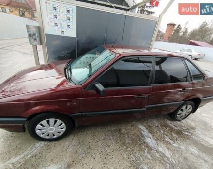 Красный Фольксваген Пассат, объемом двигателя 2 л и пробегом 255 тыс. км за 1450 $, фото 3 на Automoto.ua