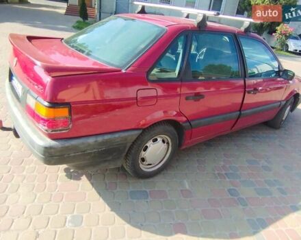 Червоний Фольксваген Пассат, об'ємом двигуна 1.8 л та пробігом 240 тис. км за 2220 $, фото 10 на Automoto.ua