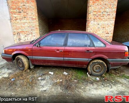 Красный Фольксваген Пассат, объемом двигателя 1.9 л и пробегом 340 тыс. км за 950 $, фото 1 на Automoto.ua