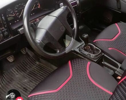 Красный Фольксваген Пассат, объемом двигателя 1.8 л и пробегом 384 тыс. км за 1300 $, фото 1 на Automoto.ua