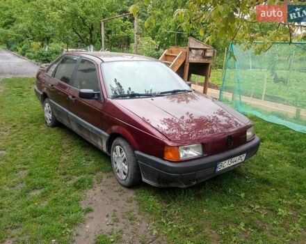 Красный Фольксваген Пассат, объемом двигателя 2 л и пробегом 115 тыс. км за 2600 $, фото 3 на Automoto.ua