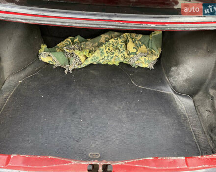 Червоний Фольксваген Пассат, об'ємом двигуна 1.9 л та пробігом 310 тис. км за 2450 $, фото 21 на Automoto.ua