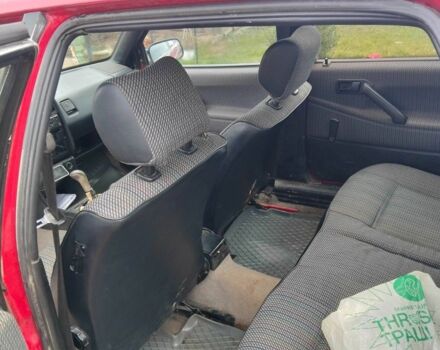 Красный Фольксваген Пассат, объемом двигателя 1.8 л и пробегом 500 тыс. км за 950 $, фото 2 на Automoto.ua