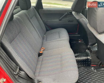 Червоний Фольксваген Пассат, об'ємом двигуна 1.9 л та пробігом 310 тис. км за 2450 $, фото 20 на Automoto.ua