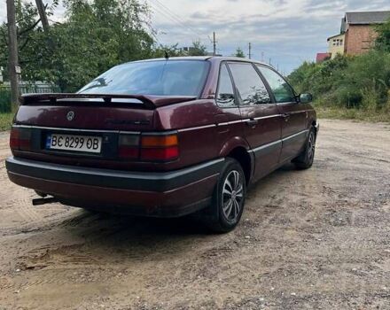 Червоний Фольксваген Пассат, об'ємом двигуна 1.9 л та пробігом 380 тис. км за 2200 $, фото 5 на Automoto.ua