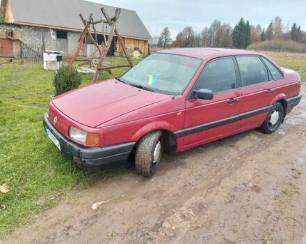 Красный Фольксваген Пассат, объемом двигателя 1.8 л и пробегом 500 тыс. км за 950 $, фото 6 на Automoto.ua