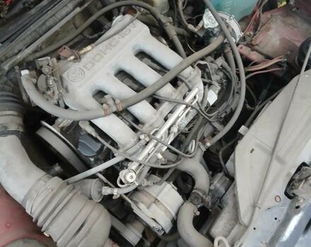 Красный Фольксваген Пассат, объемом двигателя 2 л и пробегом 100 тыс. км за 646 $, фото 9 на Automoto.ua