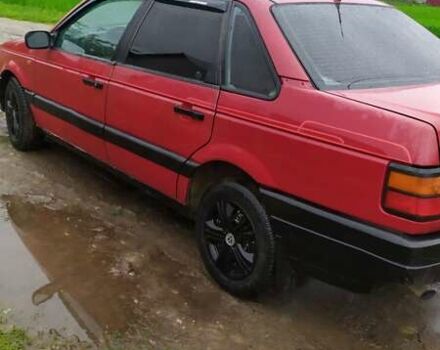 Красный Фольксваген Пассат, объемом двигателя 1.78 л и пробегом 320 тыс. км за 1800 $, фото 3 на Automoto.ua