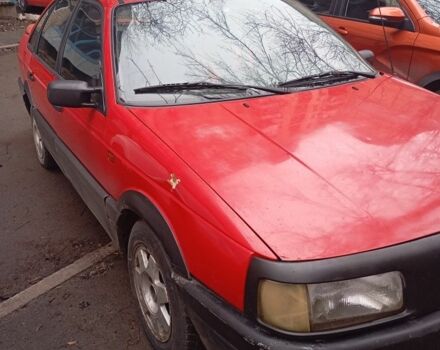 Красный Фольксваген Пассат, объемом двигателя 1.8 л и пробегом 360 тыс. км за 1657 $, фото 3 на Automoto.ua