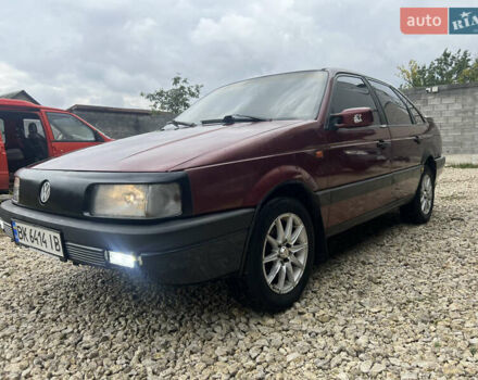 Красный Фольксваген Пассат, объемом двигателя 1.9 л и пробегом 400 тыс. км за 1399 $, фото 3 на Automoto.ua