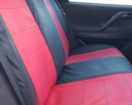 Красный Фольксваген Пассат, объемом двигателя 1.99 л и пробегом 350 тыс. км за 1416 $, фото 9 на Automoto.ua