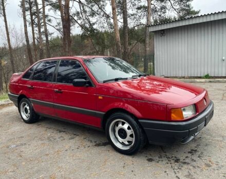 Красный Фольксваген Пассат, объемом двигателя 2 л и пробегом 20 тыс. км за 1800 $, фото 1 на Automoto.ua