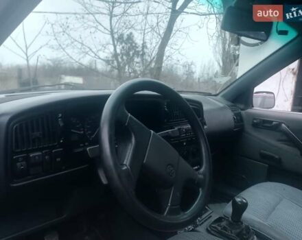 Красный Фольксваген Пассат, объемом двигателя 1.8 л и пробегом 400 тыс. км за 1800 $, фото 6 на Automoto.ua