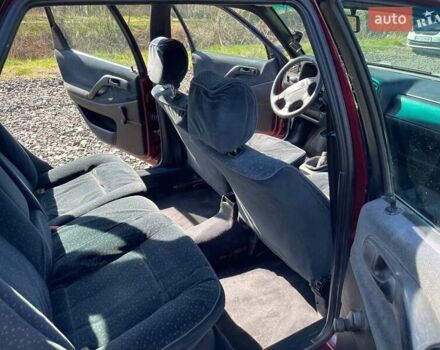 Красный Фольксваген Пассат, объемом двигателя 1.8 л и пробегом 388 тыс. км за 2250 $, фото 25 на Automoto.ua