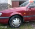 Красный Фольксваген Пассат, объемом двигателя 1.8 л и пробегом 380 тыс. км за 1000 $, фото 3 на Automoto.ua
