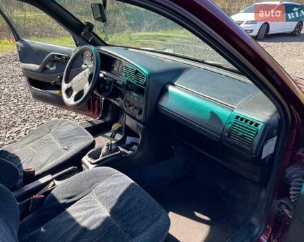 Красный Фольксваген Пассат, объемом двигателя 1.8 л и пробегом 388 тыс. км за 2250 $, фото 16 на Automoto.ua