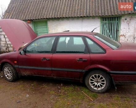 Красный Фольксваген Пассат, объемом двигателя 1.8 л и пробегом 620 тыс. км за 1450 $, фото 5 на Automoto.ua