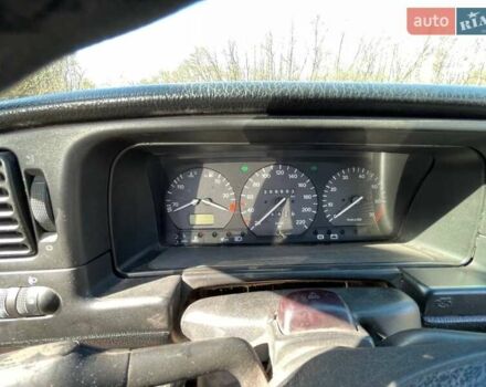 Красный Фольксваген Пассат, объемом двигателя 1.8 л и пробегом 388 тыс. км за 2250 $, фото 21 на Automoto.ua