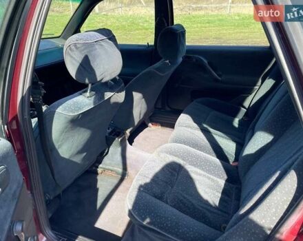 Красный Фольксваген Пассат, объемом двигателя 1.8 л и пробегом 388 тыс. км за 2250 $, фото 6 на Automoto.ua