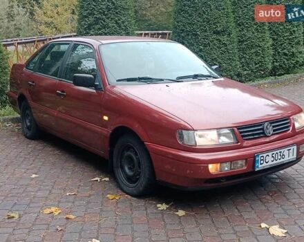 Красный Фольксваген Пассат, объемом двигателя 1.9 л и пробегом 322 тыс. км за 2500 $, фото 5 на Automoto.ua