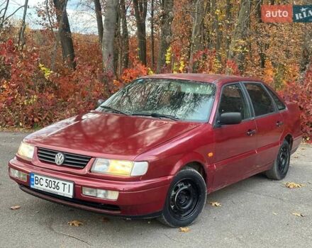 Красный Фольксваген Пассат, объемом двигателя 1.9 л и пробегом 321 тыс. км за 2650 $, фото 10 на Automoto.ua