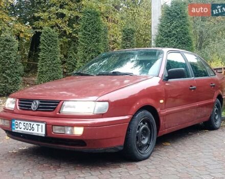 Красный Фольксваген Пассат, объемом двигателя 1.9 л и пробегом 322 тыс. км за 2500 $, фото 6 на Automoto.ua