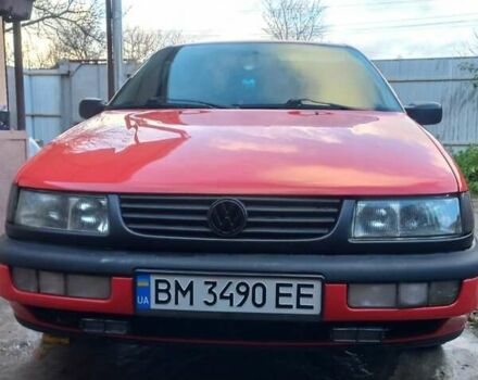 Червоний Фольксваген Пассат, об'ємом двигуна 1.8 л та пробігом 296 тис. км за 2700 $, фото 1 на Automoto.ua