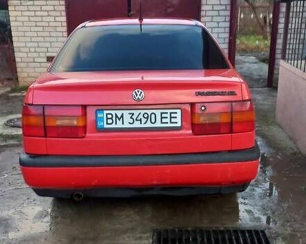 Червоний Фольксваген Пассат, об'ємом двигуна 1.8 л та пробігом 296 тис. км за 2700 $, фото 6 на Automoto.ua