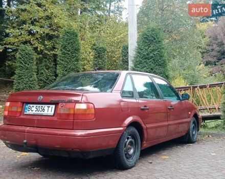 Красный Фольксваген Пассат, объемом двигателя 1.9 л и пробегом 322 тыс. км за 2500 $, фото 10 на Automoto.ua