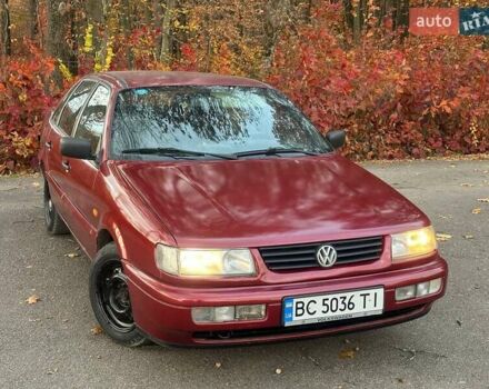 Красный Фольксваген Пассат, объемом двигателя 1.9 л и пробегом 321 тыс. км за 2650 $, фото 9 на Automoto.ua